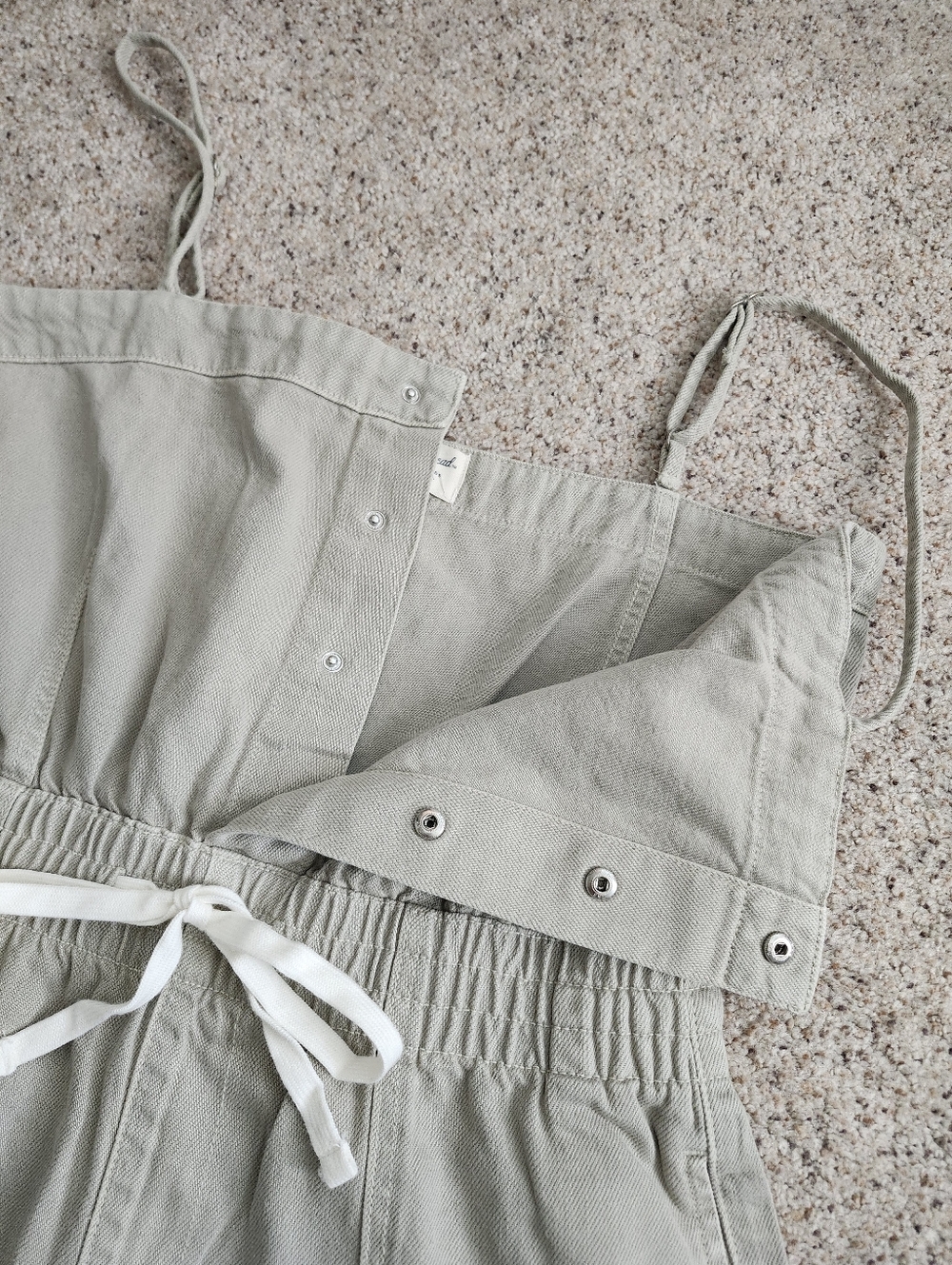 Universal Thread Light Green Drawstring Romper - Picture 3 of 10